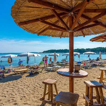 In With Jacuzzi Casa vacanze Medolino