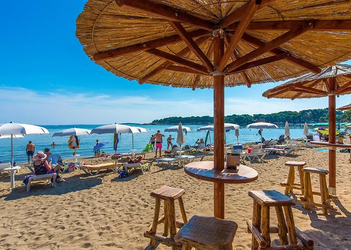 In With Jacuzzi 펜션 메덜린