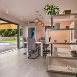 In With Jacuzzi Medolino