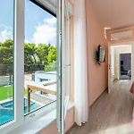 Casa vacanze In With Jacuzzi *